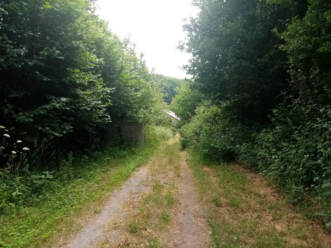 Pont de Buis - "ferme de l'horreur"